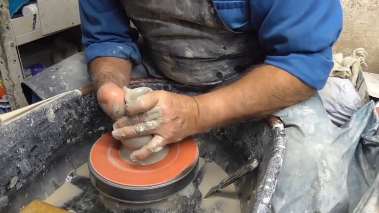 How To Make A Small Pottery Jug